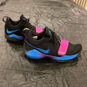 Nike PG 1 “The Switch”